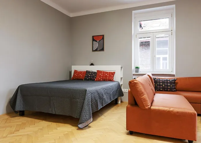 Zehnhaus 2 * ברטיסלאבה